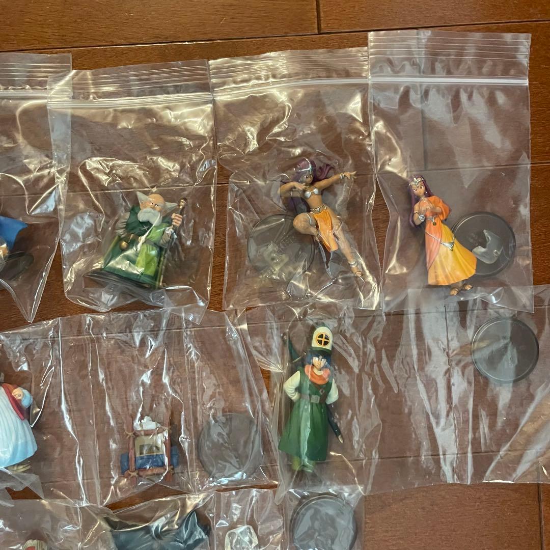 ドラゴンクエスト キャラクターフィギュアコレクション Ⅳ Ⅴ Ⅵ 24種コンプ