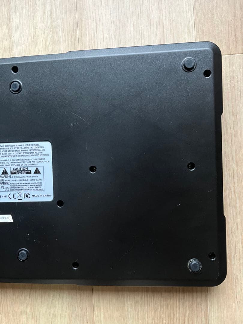 ④Numark Mixtrack DJコントローラー