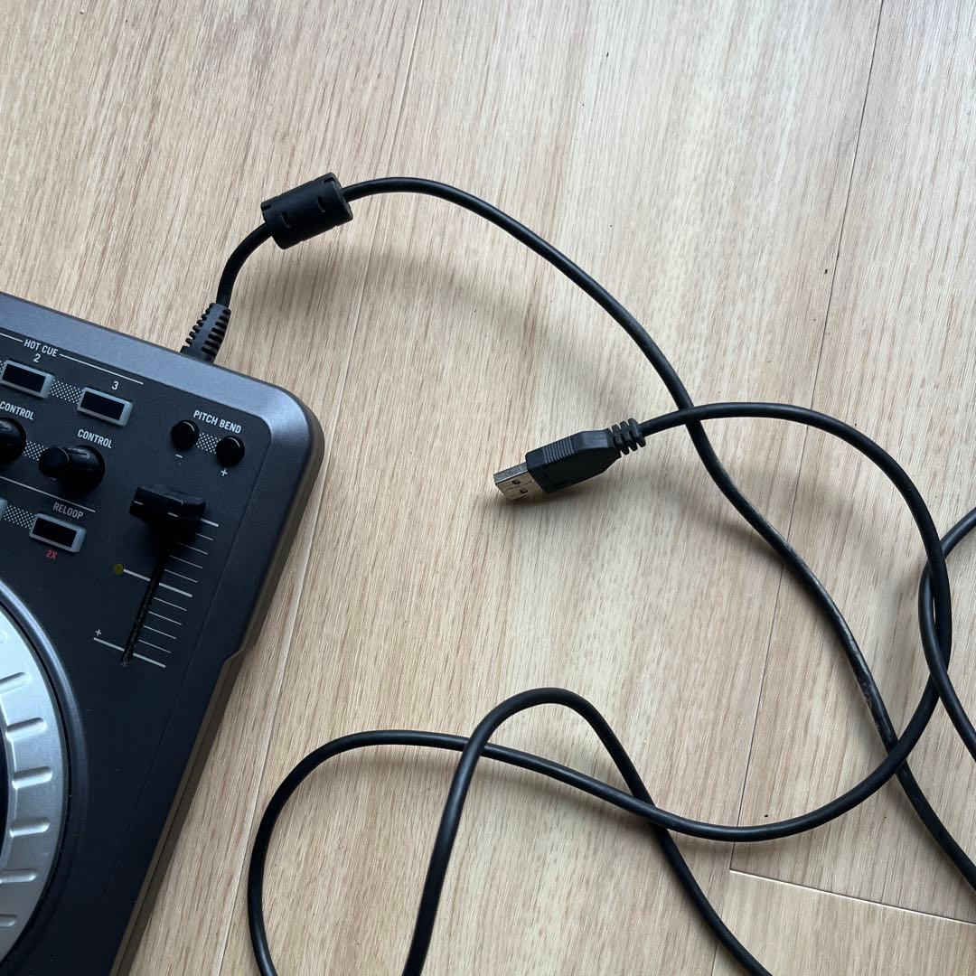 ④Numark Mixtrack DJコントローラー