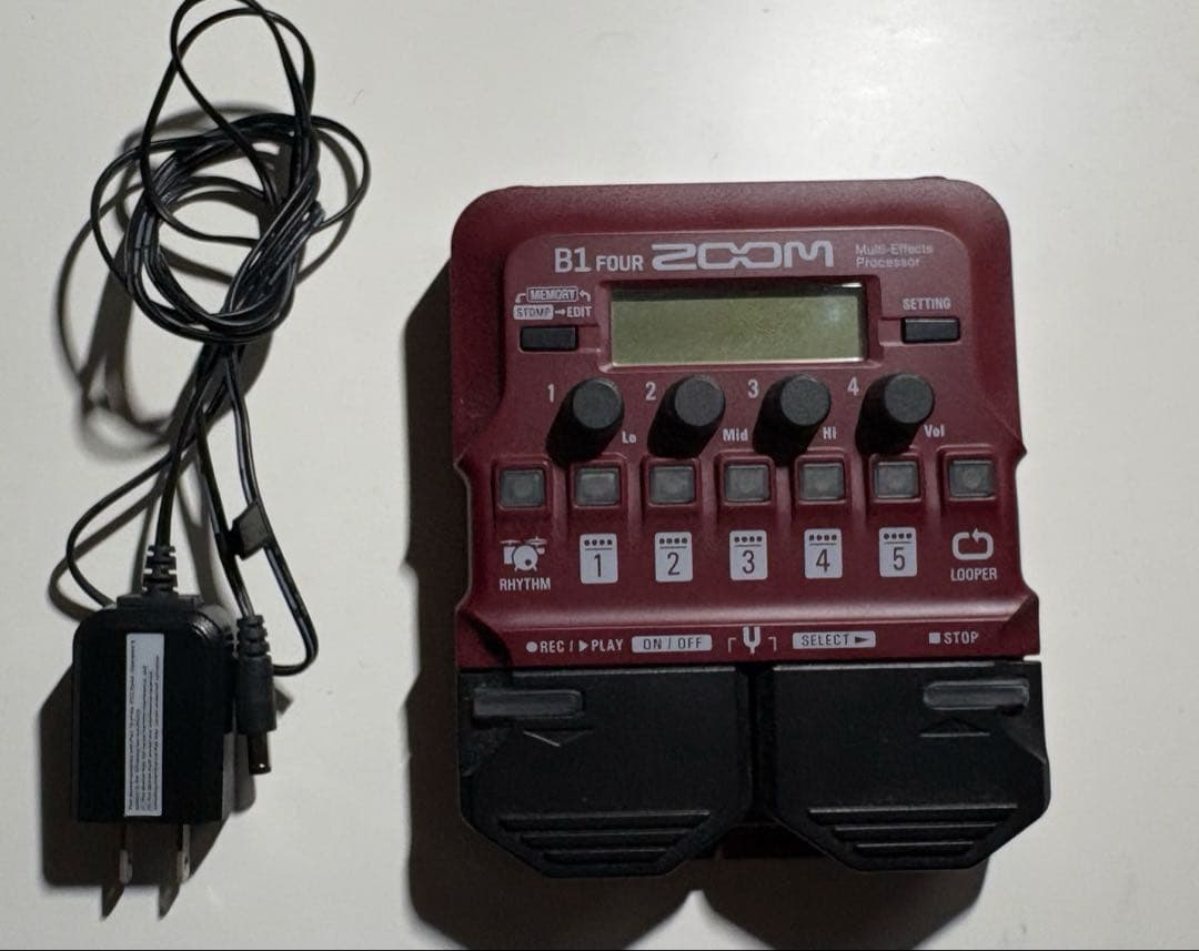 ベース B1 FOUR Bass Multi-Effects Processor