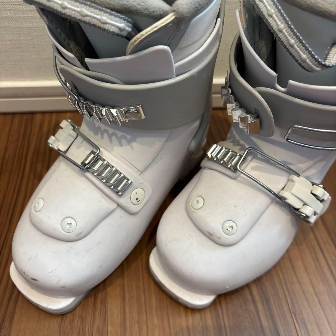 子ども　スキーセット　(スキー板: エラン、スキーブーツ:HEAD、グローブ)