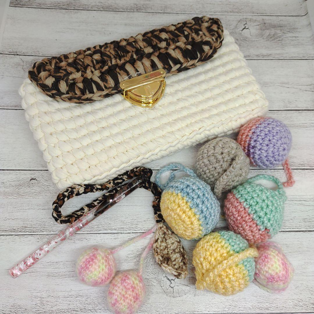 ロシアヤーン/SwitchLightケース/猫じゃらし・猫ボール