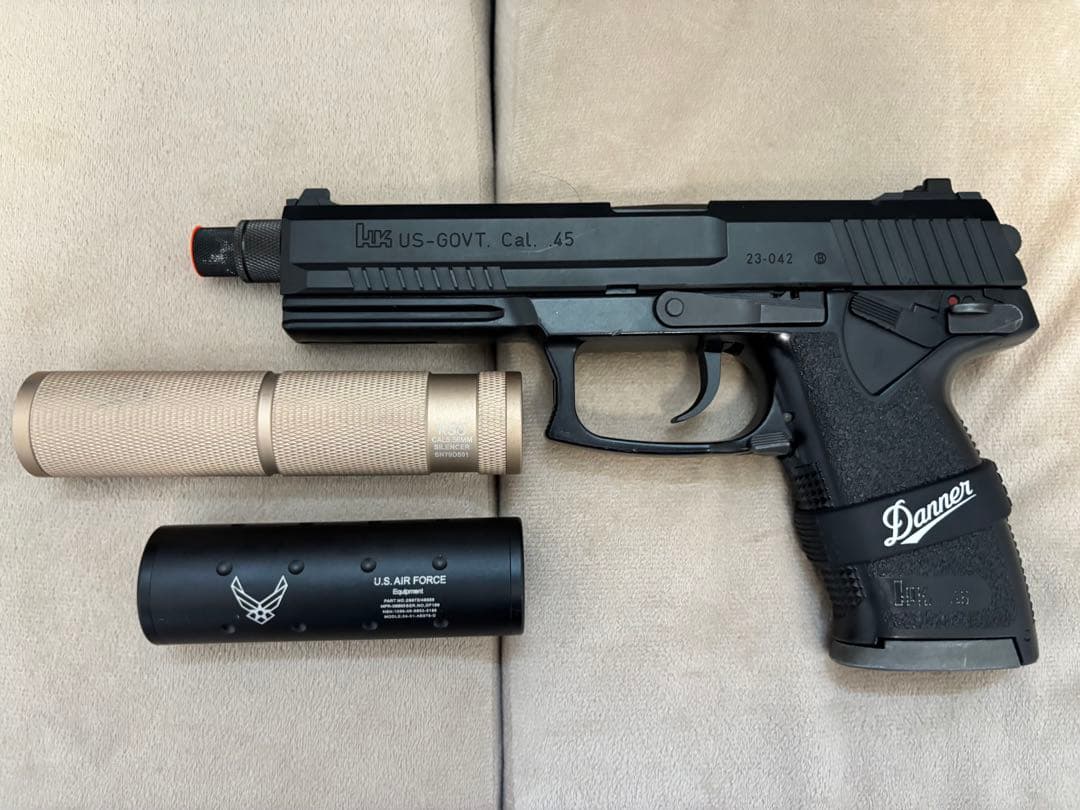 東京マルイ　SOCOM MK23 ［ロングバレルカスタム］サプレッサー付き