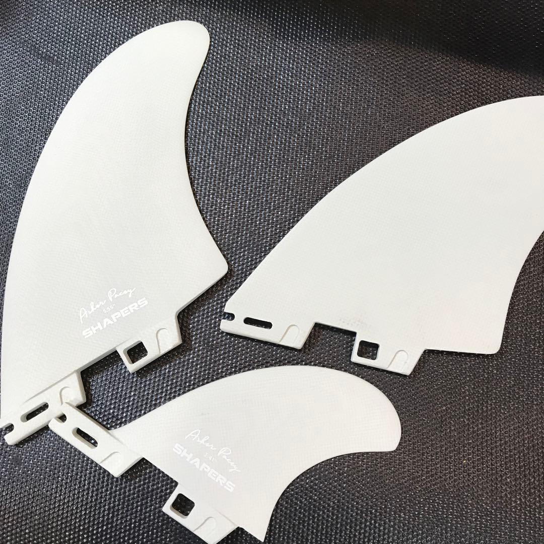 Shapers サーフボードフィン 3枚セット