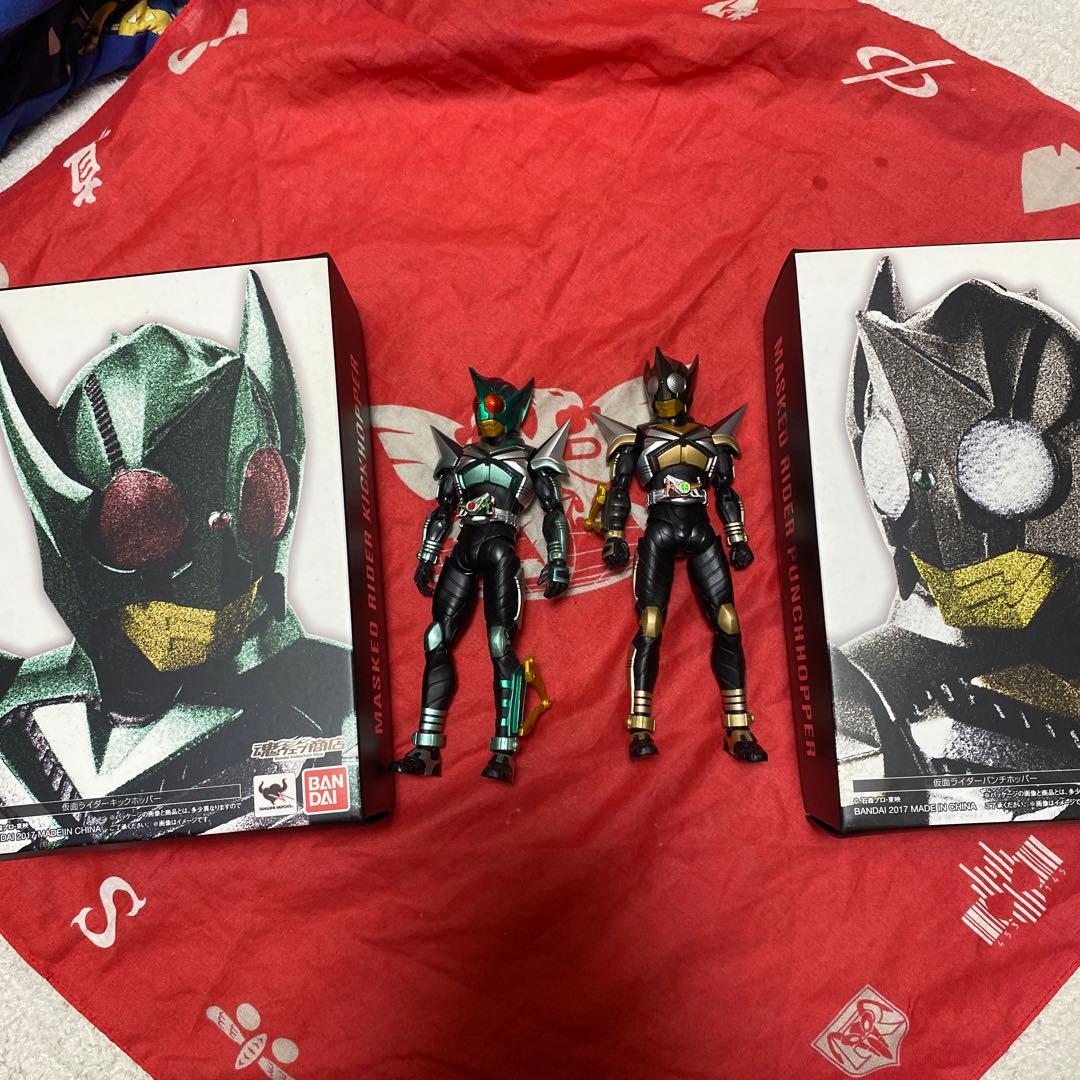 真骨彫仮面ライダー　キックホッパー　パンチホッパー