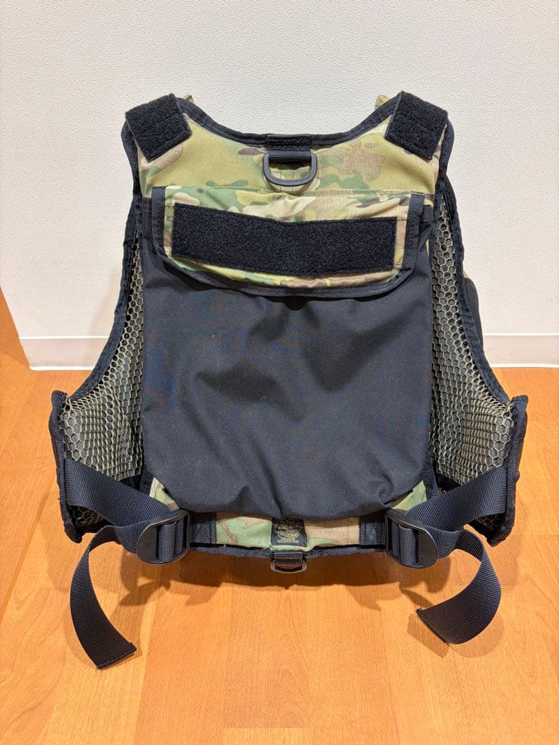 人気カラー　サブロック　SUBROC　V-One ベスト　マルチカム