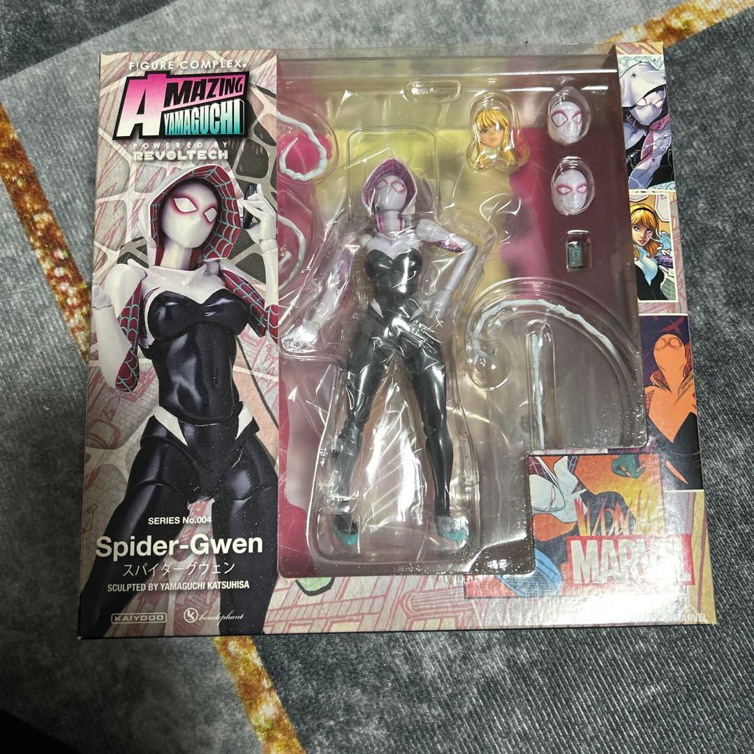 新品未開封　アメイジングヤマグチ スパイダーグウェン