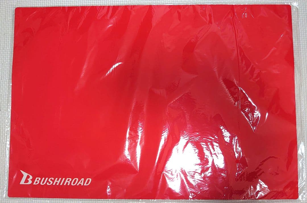 ブシロードロゴ入り特製ラバーマット 赤Ver. プレイマット