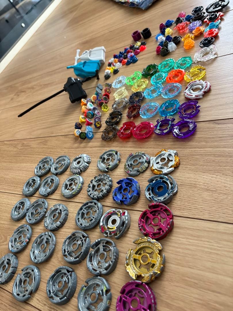 メタルファイトベイブレードまとめ売り　デジタルパワーランチャー　ケース付き