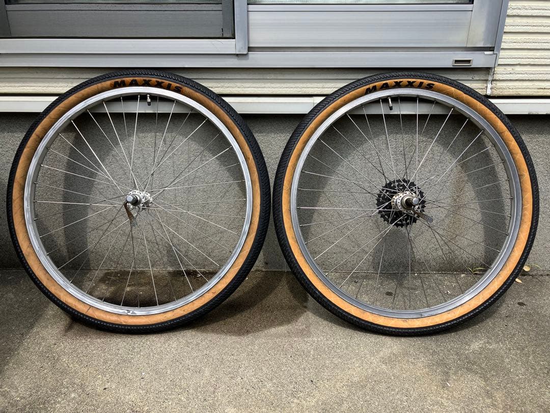 26インチMTB用、前後タイヤ&ホイールセット