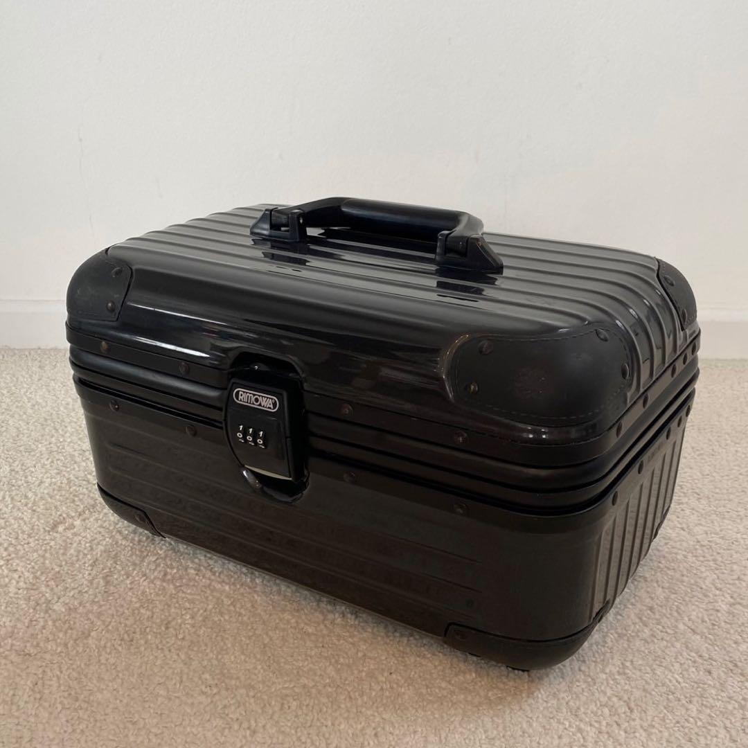 RIMOWA Samba Nova ビューティケース 18L グロスブラック