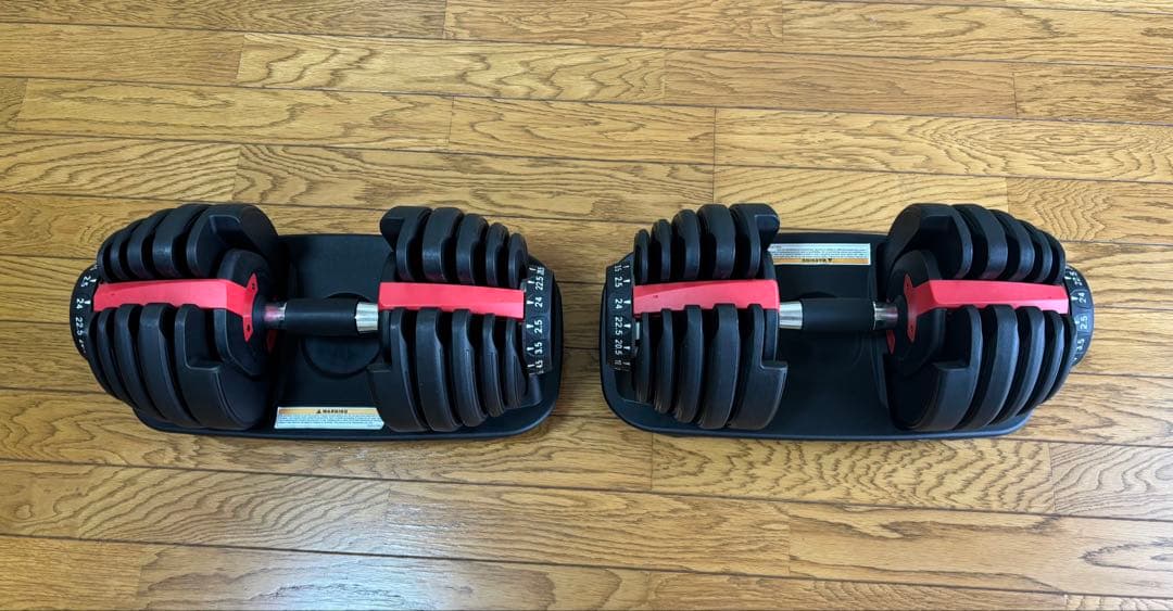 可変式ダンベルセット、24×2kg、KG表示ダイヤル付