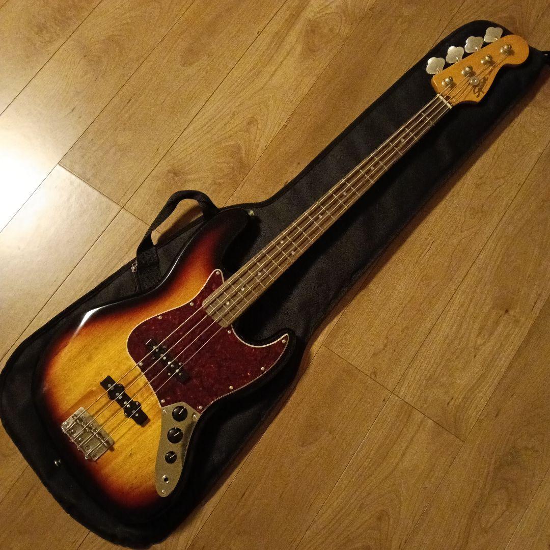 SQUIER スクワイヤ Classic Vibe '60s JazzBass