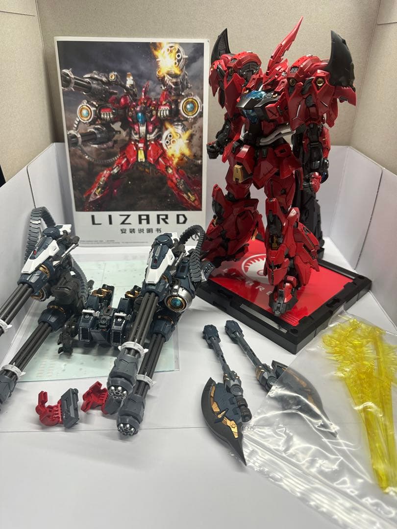 組み済みプラモデル