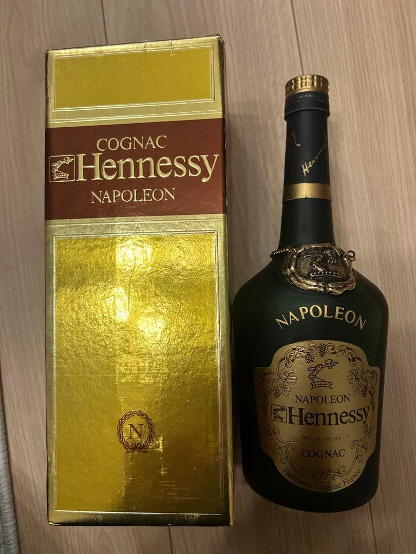 ヘネシー ナポレオン コニャック ブランデー 700ml 40度