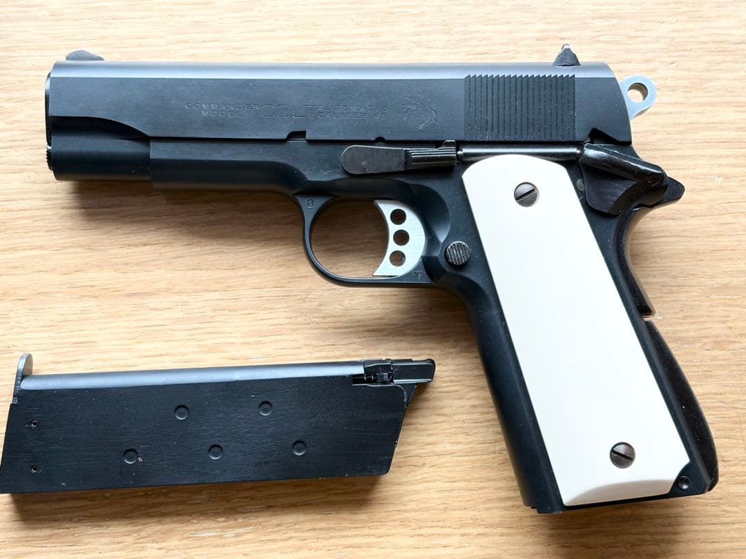 WA コマンダー ガンブラック 黒染め アルタモント グリップ