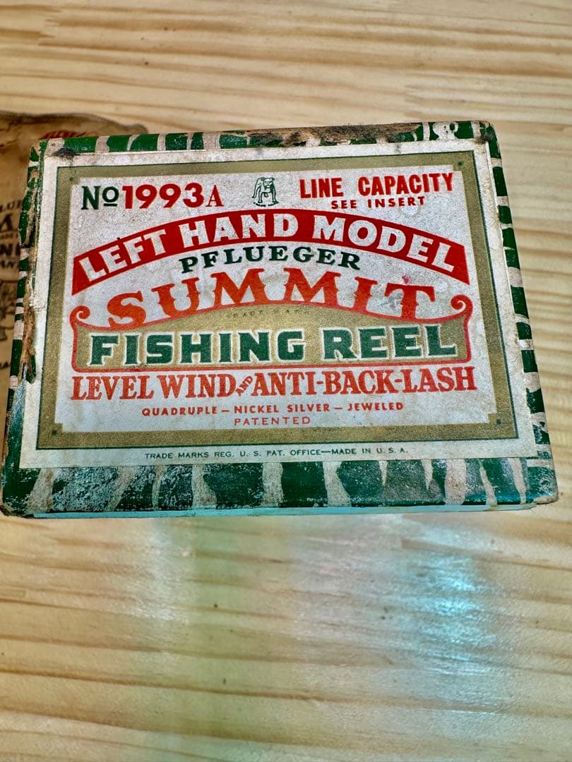 Pflueger Summit Left Hand Model フルーガー左巻き