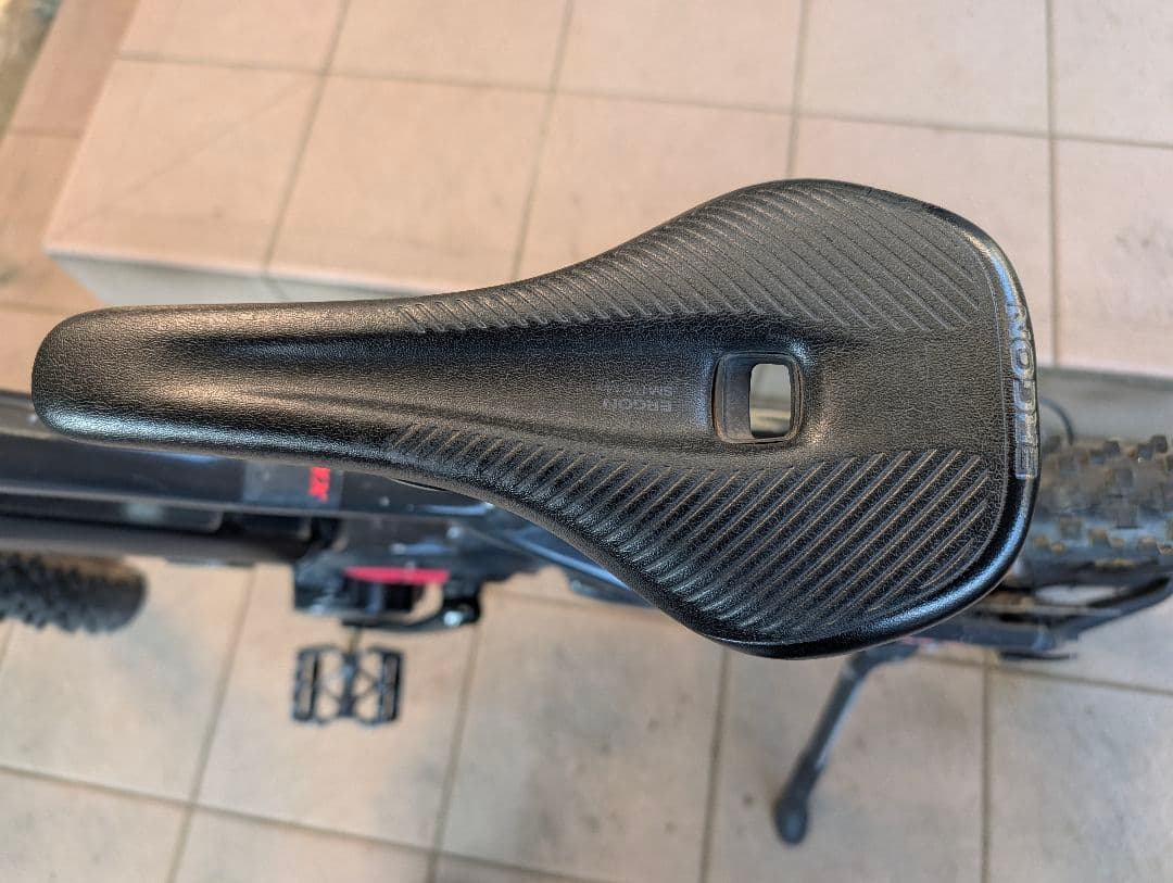 引き取り限定　千葉県船橋市　パナソニック　xm2