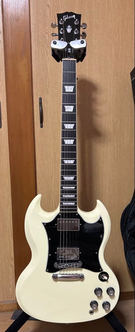 Gibson SG アイボリー ギターケース付き
