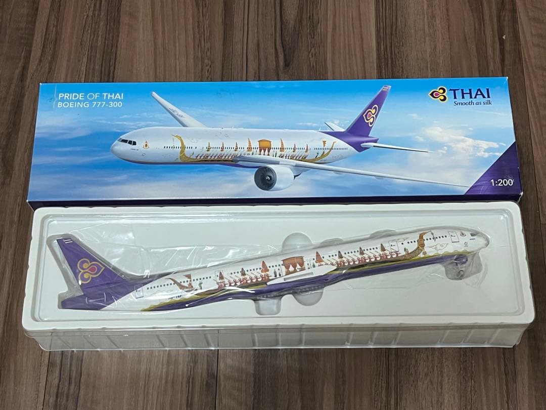 航空機・ヘリコプター 1:200 Thai B777-300 HS-TKF