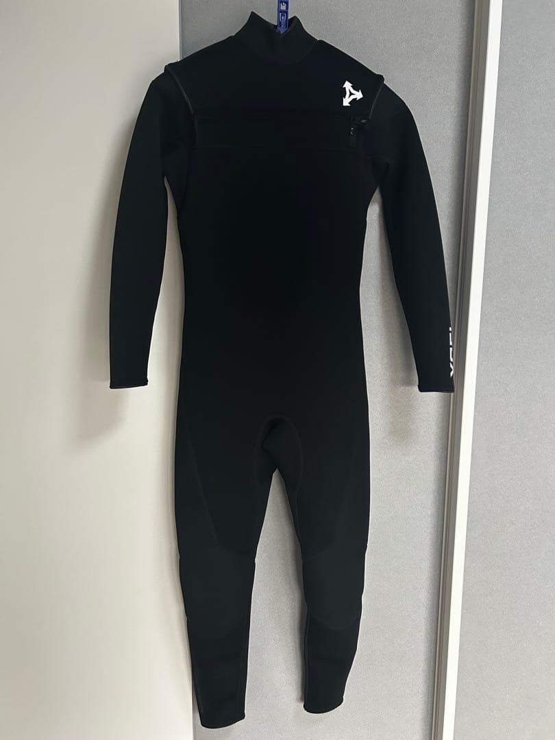 新品！未使用！XCEL エクセル ウェットスーツ フルスーツ 3×2mm XL