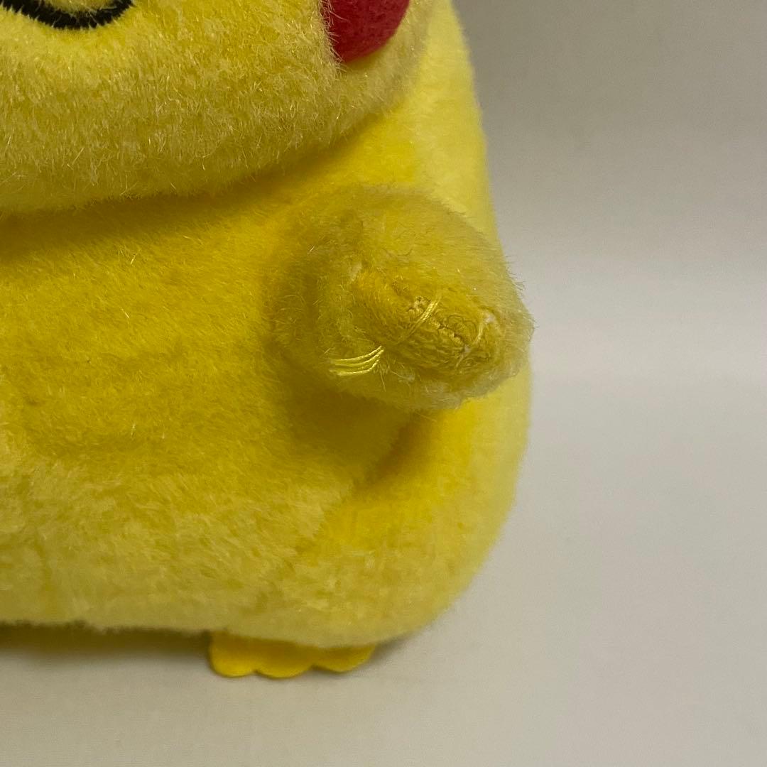 TOMY おしゃべりピカチュウ　ぬいぐるみ