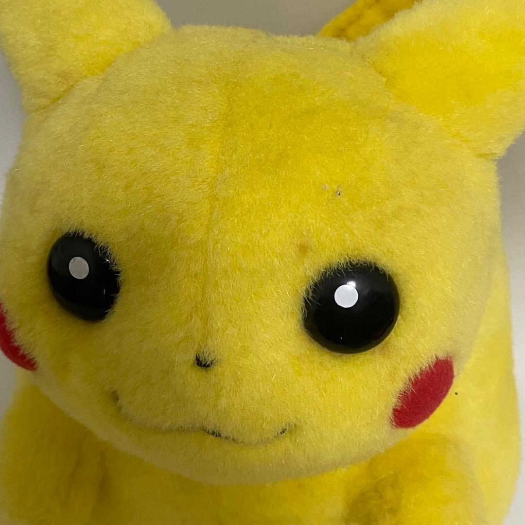 TOMY おしゃべりピカチュウ　ぬいぐるみ