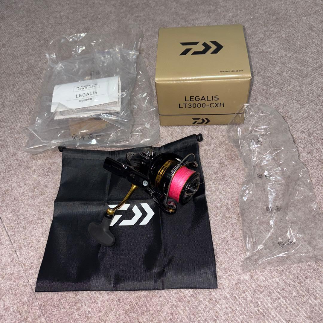 ほぼ新品　ダイワ　スピニングリール 23レガリス LT 3000-CHX