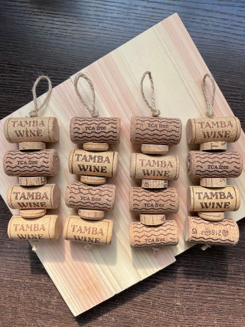 インコおもちゃ　鳥おもちゃ　コルクおもちゃ　バードトイ　インコのおもちゃ