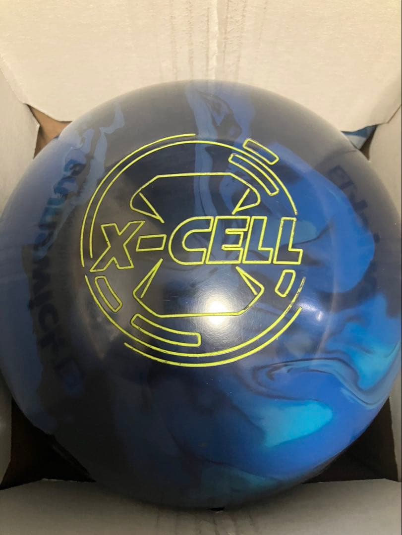 ボウリングボール　Xセル　15ポンド
