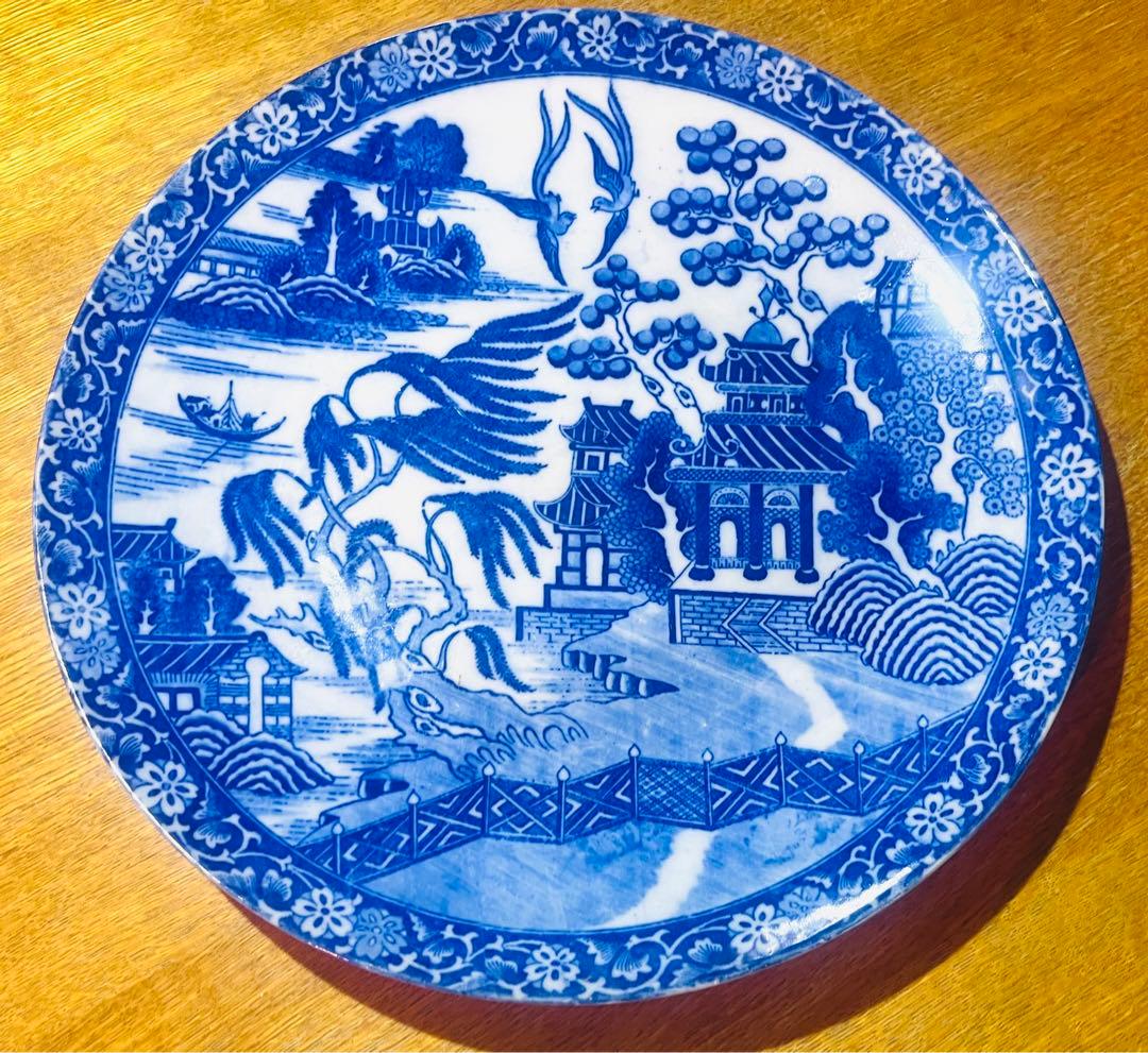 柳模様の大皿　有田製　ウィロー