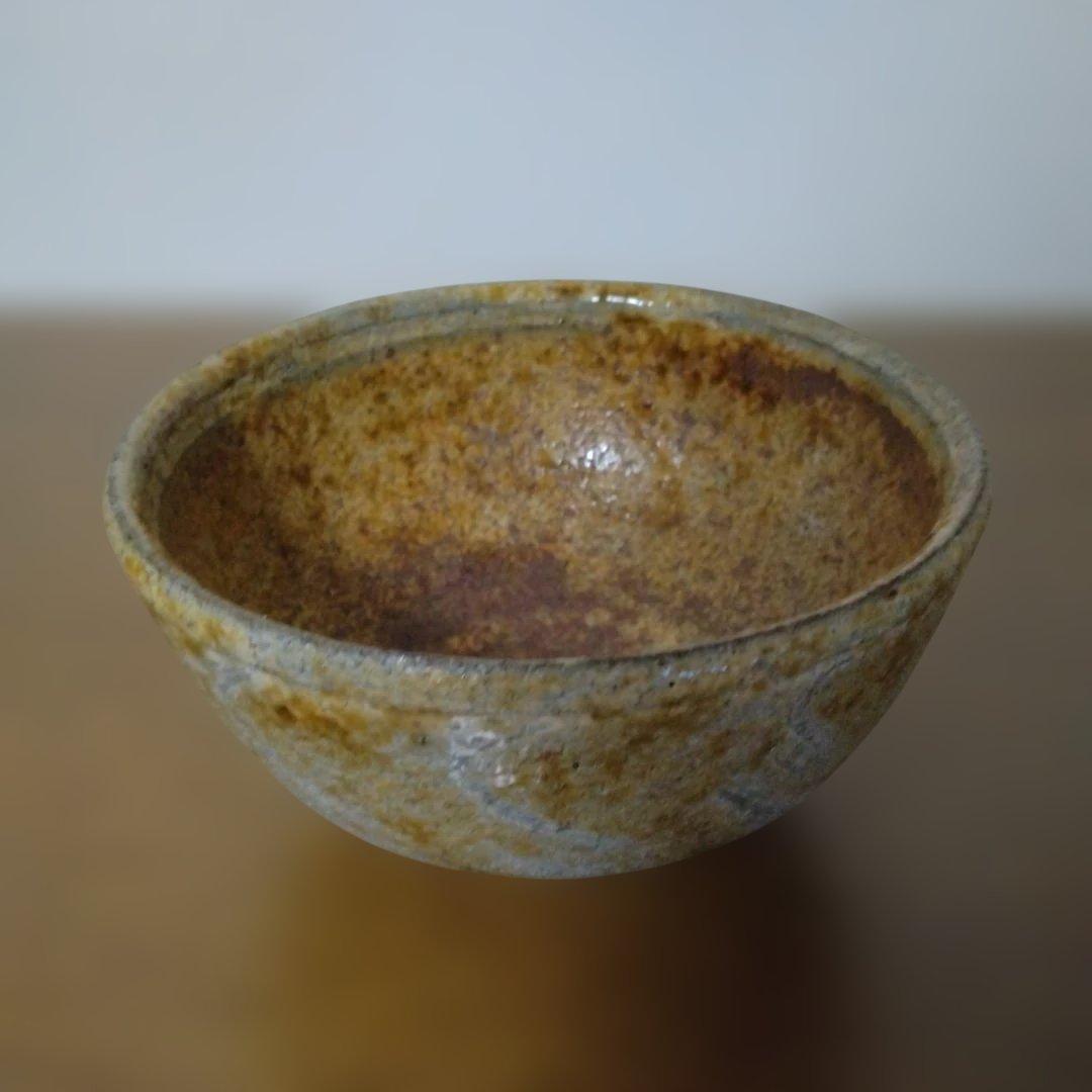 布志名焼　舩木研兒さんの「淡鐵釉藁描茶碗」
