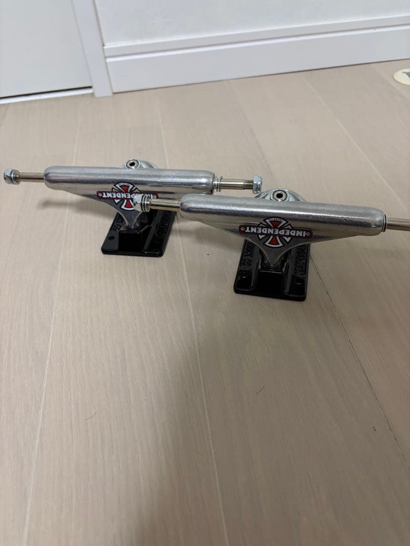 Independent トラック 139HI