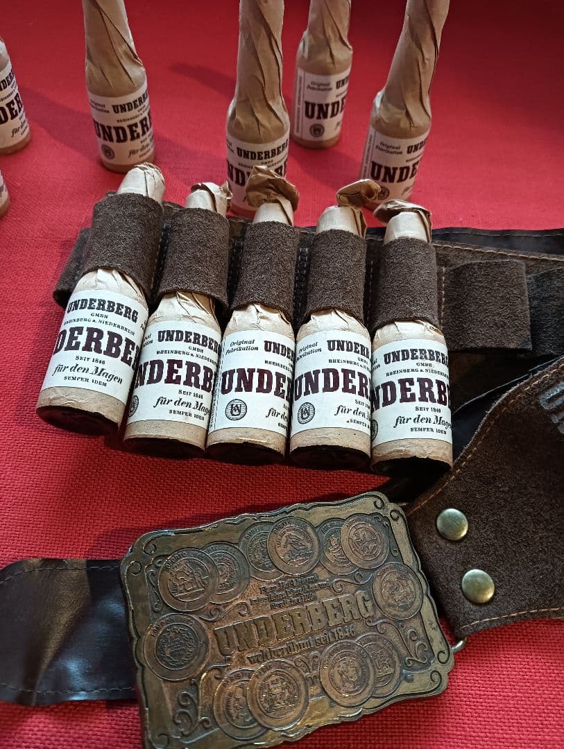 ドイツ　ウンダーベルグ12本 ＆ガンベルト