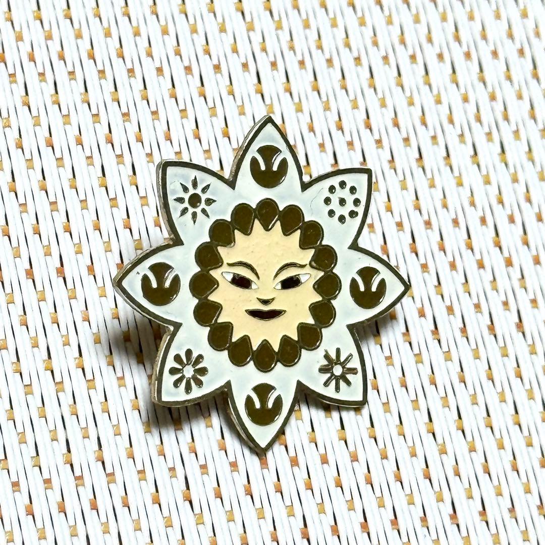 大阪関西万博 EXPO2025 インドネシア パビリオン ピンバッジ