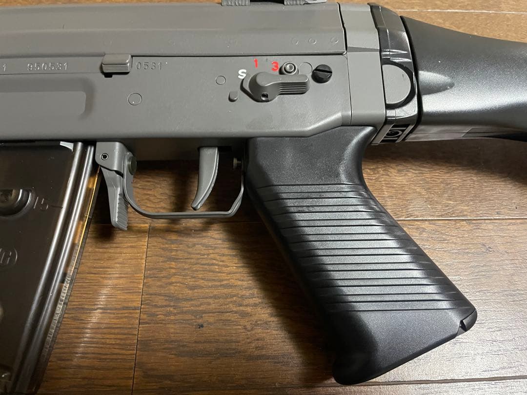 東京マルイ SIG SG551 チークピース　マウントレール　多弾マガジン　他