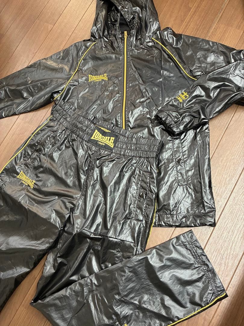 Lonsdale フード付きトレーニングウェア上下セット