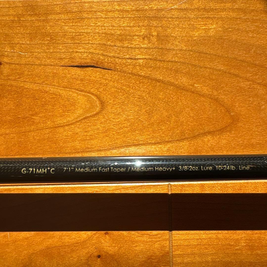 レイドジャパン　GLADIATOR G-71MH＋C バスロッド 7'1\"