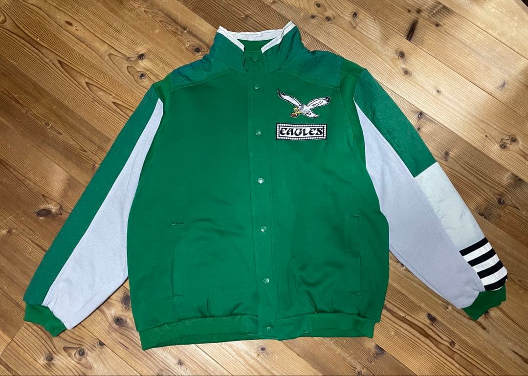 EAGLES ウォームアップジャケット 緑