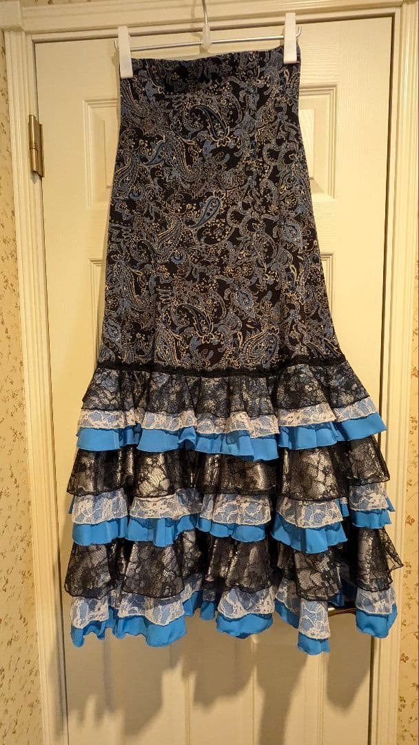 フラメンコ　ファルダ 黒と青