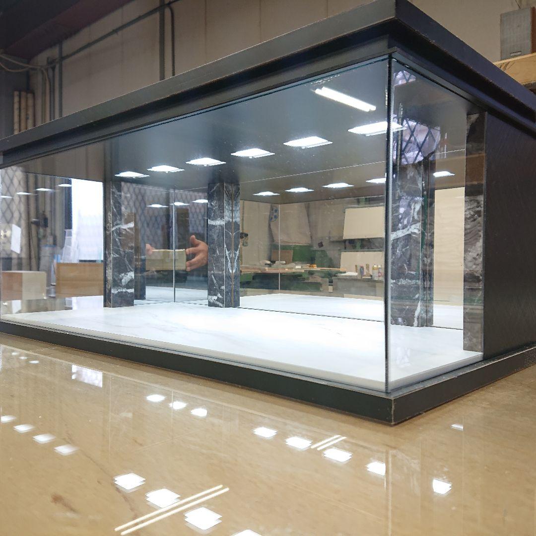 アクリルショーケース　黒仕様