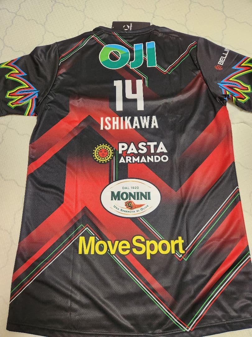 新品未使用　石川祐希　ペルージャ　レプリカ　デサント　ムーブスポーツ