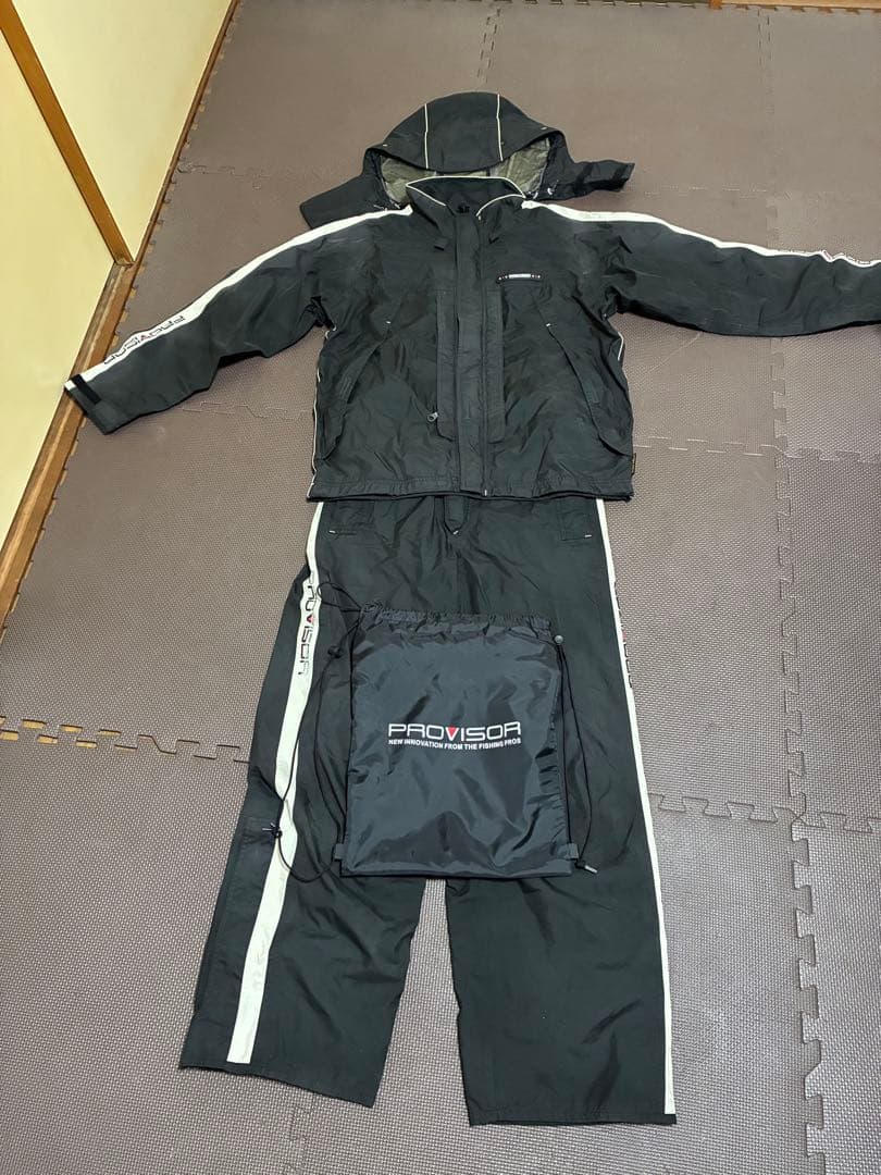 ダイワ プロバイザー　ゴアテックスXCR 防寒レインウェア上下 Ｌサイズ