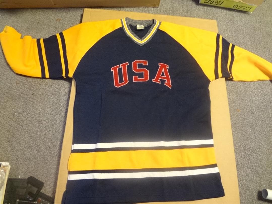 USAロゴ入りアメリカンフットボールシャツ