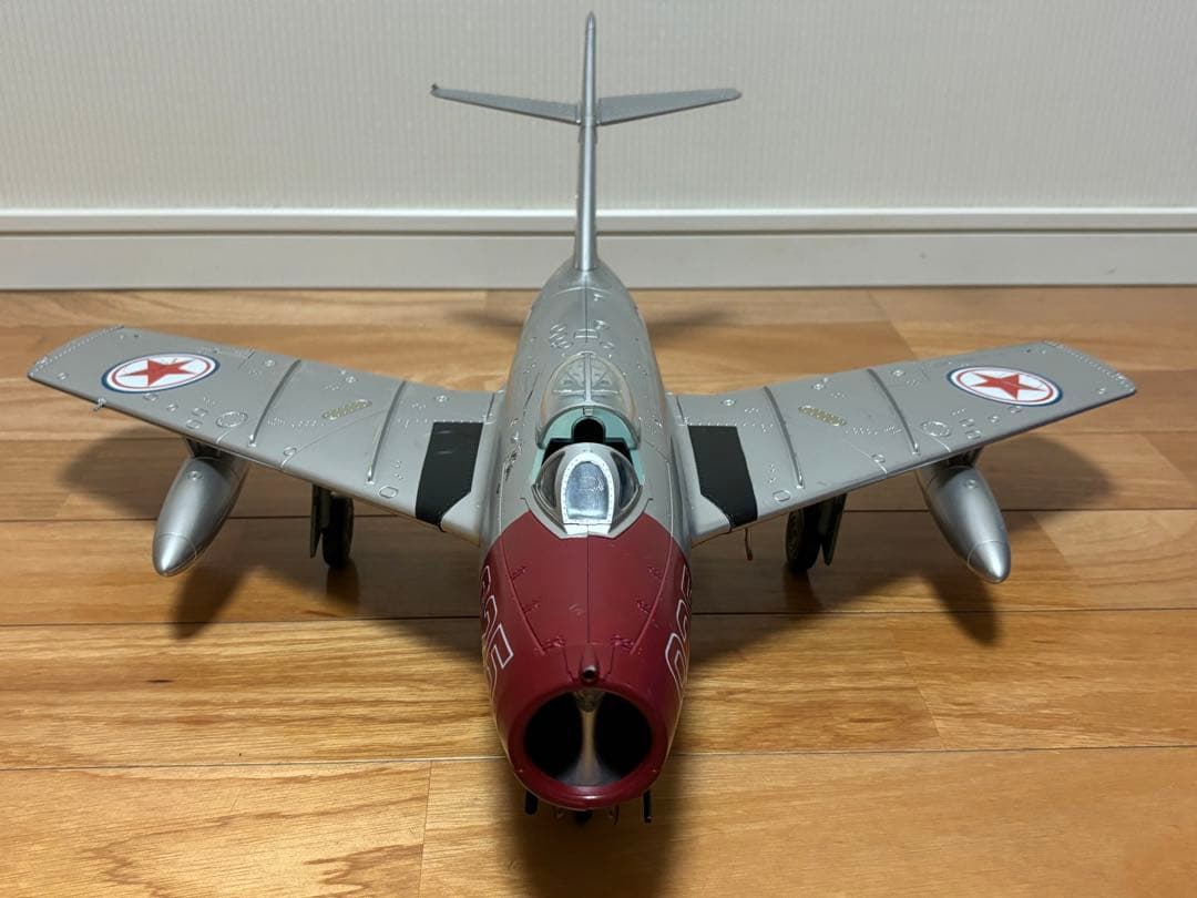 21センチュリートイズ 1/18 MIG-15bis ファゴット 戦闘機 訳あり