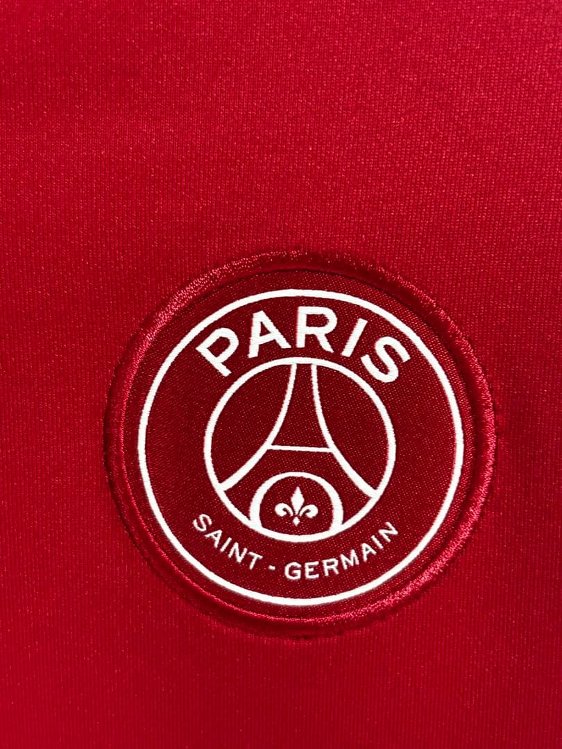 新品　タグ付き　パリ・サンジェルマン ジャージ レッド