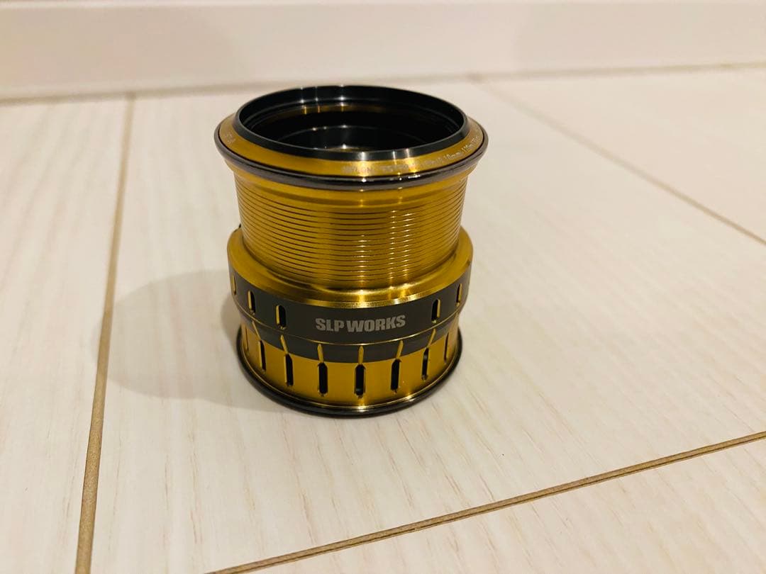 美品　ダイワ　slp works EX LT 1000SS スプール イグジスト