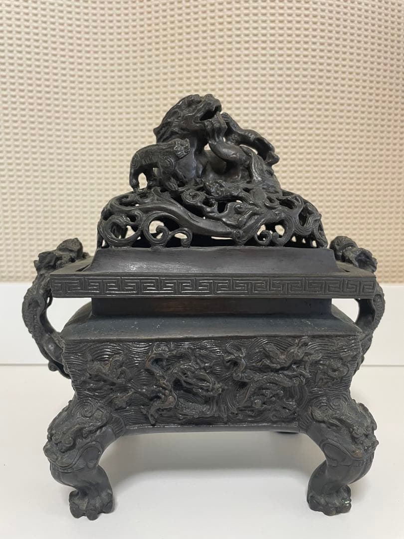 中国古美術　香炉　中国　獅子　銅　彫刻　卓上像　彫刻像　アンティーク　骨董