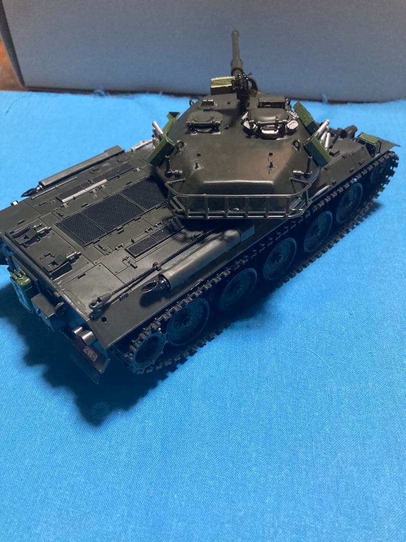 タミヤ　1/35 74式戦車　組立塗装済み完成品