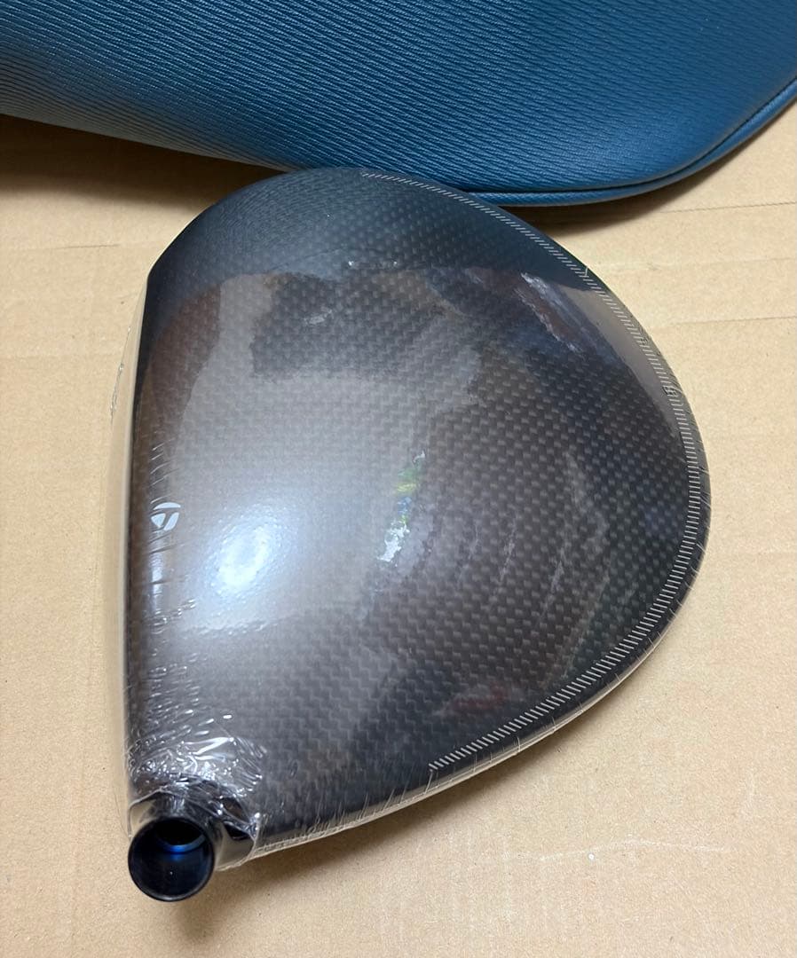 新品未使用 テーラーメイド最新ドライバー Qi4D MAX 10.5° ヘッド